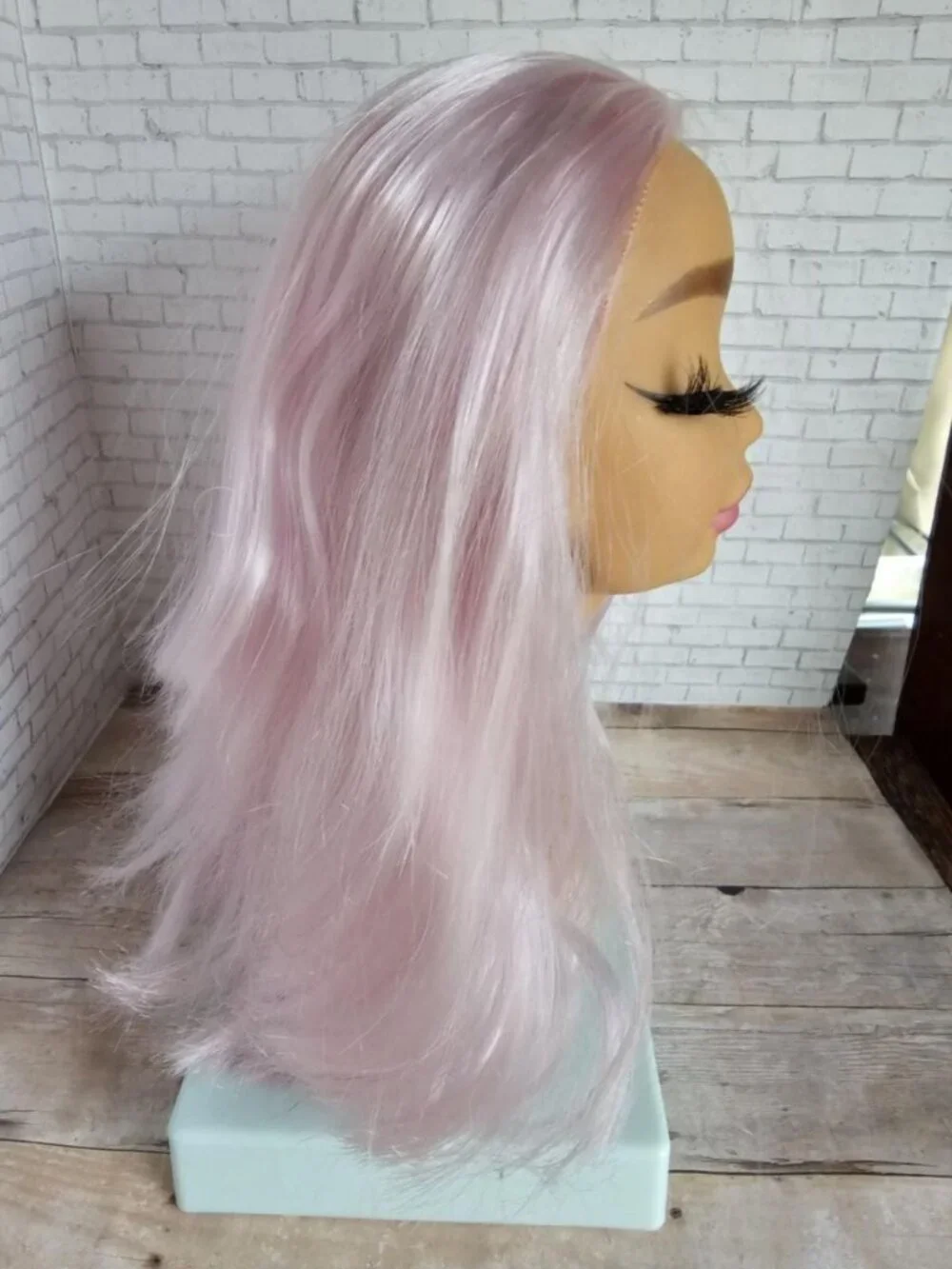 Who’s That Girl Dollface Styling Head Pink Hair Beauty Practice Display Doll